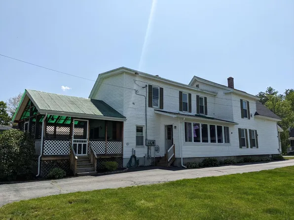 18 Pleasant Street, Lancaster, NH 03584