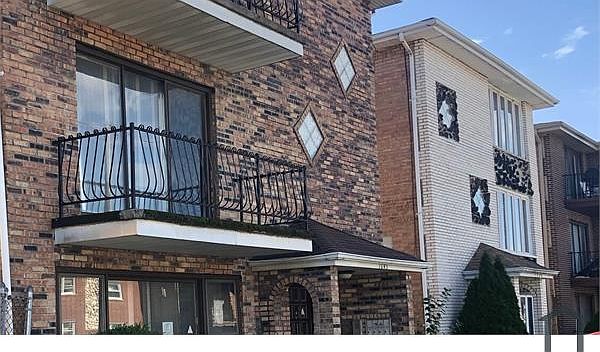 1st image of 1645 Harbor Ave #1
