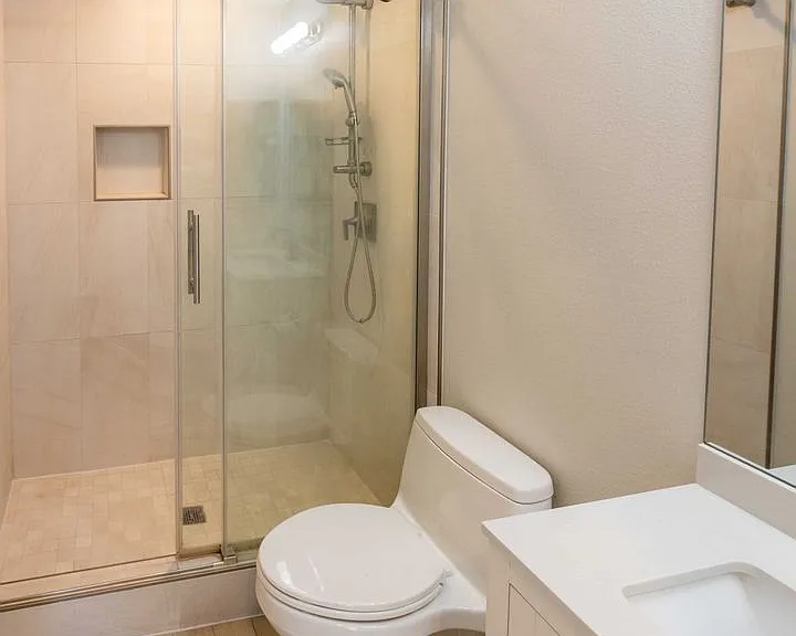 3568 Madison Cmn — Photo 11