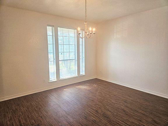 3rd image of 4260 Sweet Clover Ln