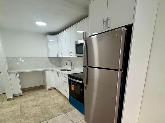 3rd image of 2441 NW 13th St APT 65