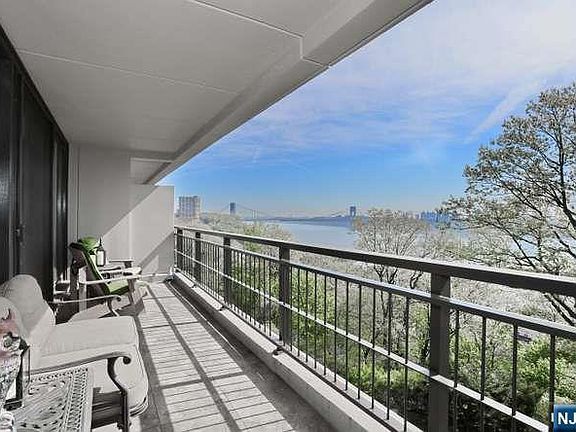 5th image of 1 Horizon Rd APT 619
