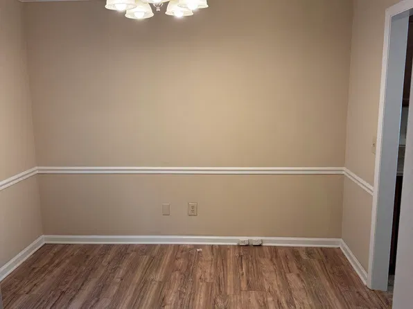 5421 Walton Hill Rd, Knightdale, NC 27545