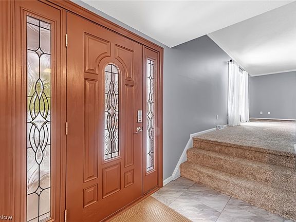 2nd image of 30945 Lake Rd