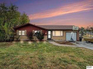 3408 Manderson St, Omaha, NE 68111