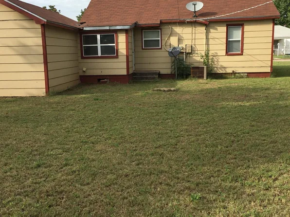 1812 W Ash Ave, Duncan, OK 73533