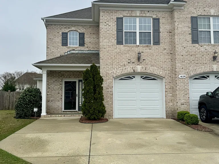1629 Brook Hollow Dr #A — Photo 11