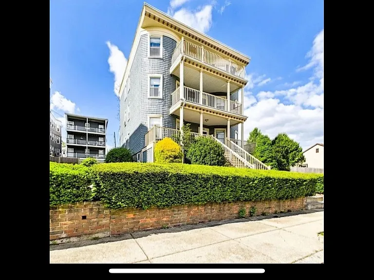 37 Westmoreland St #3 — Photo 2