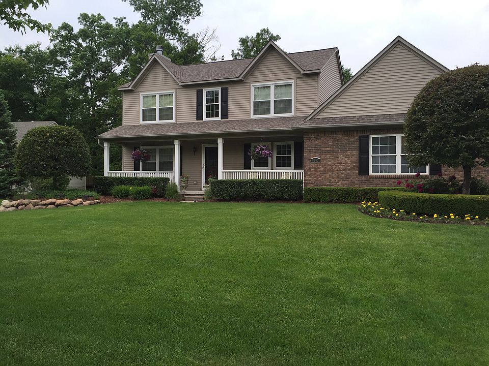 1st image of 6203 Blue Heron Dr
