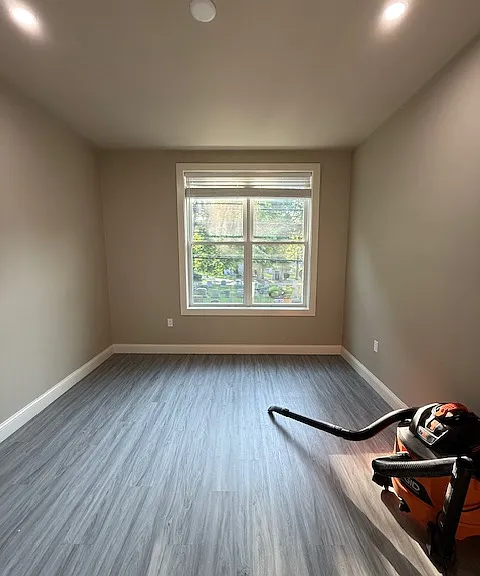 247 Washington Ave #24 — Photo 4