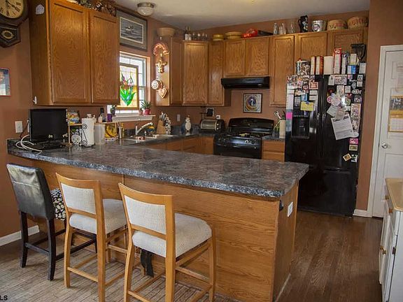 5th image of 318 Elton Ln