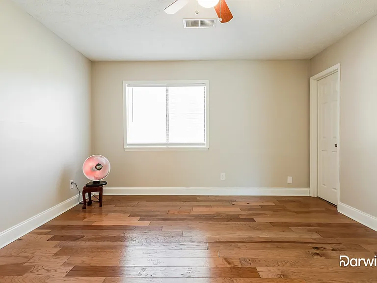5299 Arrowind Rd — Photo 10