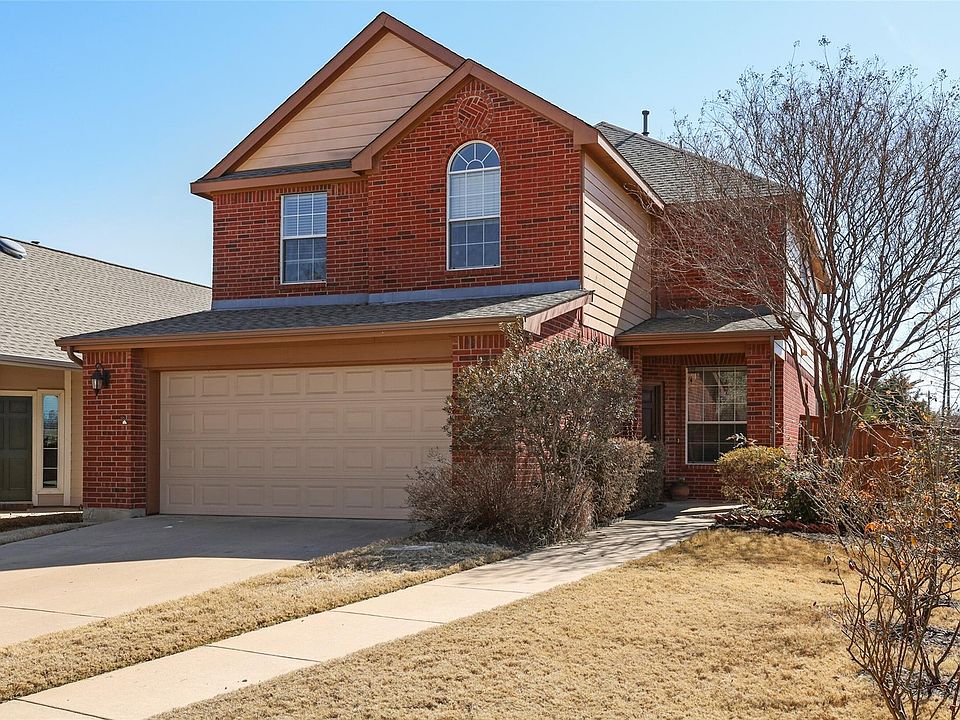 1st image of 341 Clifton Cir