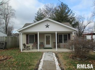 573 Cherry St, Jacksonville, IL 62650