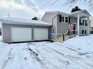 23 Fox Hollow Rd, Cortland, NY 13045