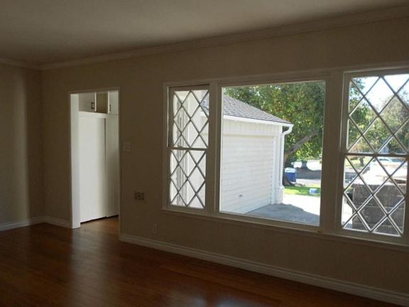 Living room facing front yard