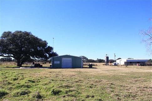 5th image of 1344 County Road 105