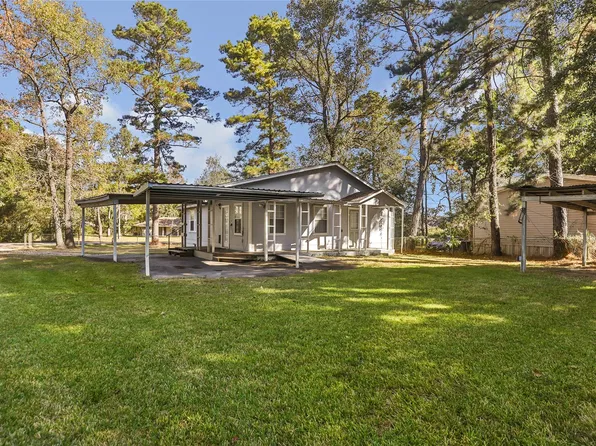 23304 E Community Dr, New Caney, TX 77357