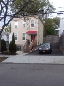 25 Gold St, Yonkers, NY, 10701