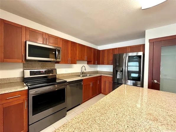 95-060 Waikalani Dr #A-303, Mililani, HI 96789