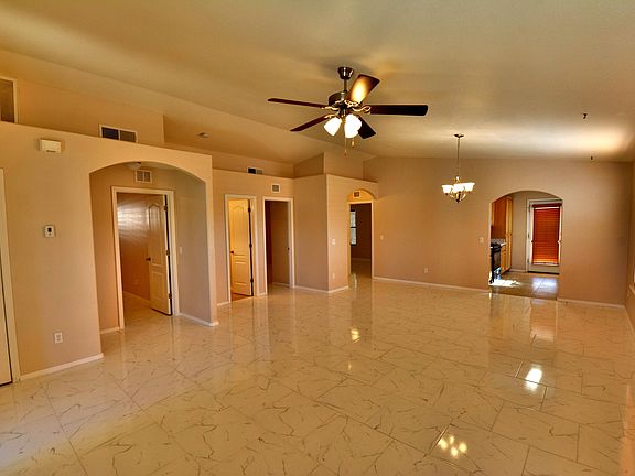 3rd image of 10740 Canyon Sage Dr