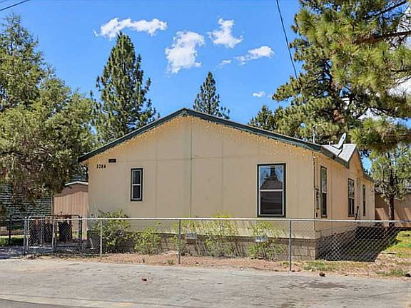 2nd image of 1084 Dumas Ln
