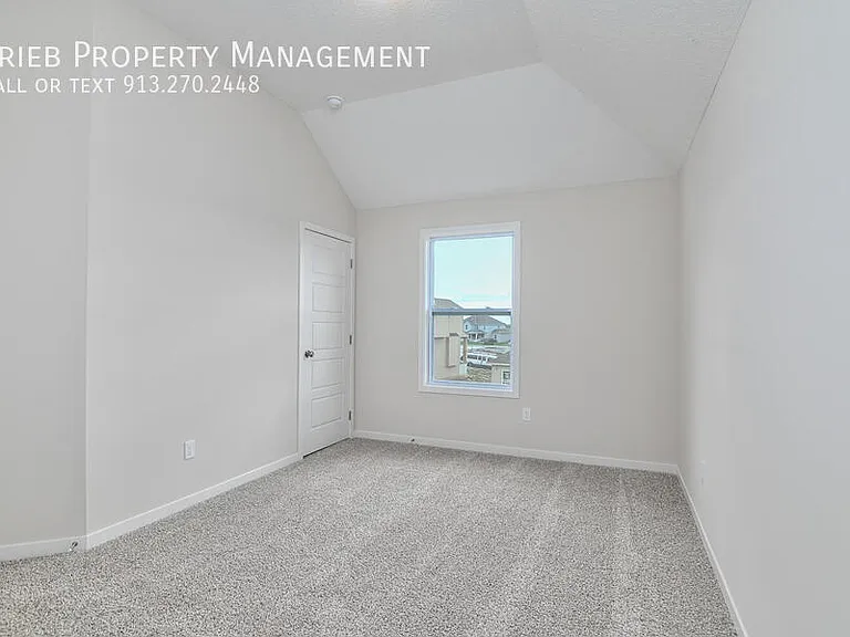 2677 W Dartmouth St — Photo 37