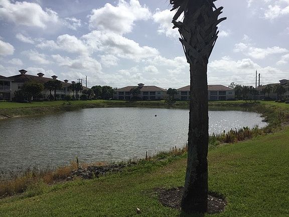 5th image of 3017 Driftwood Way Unit 3007