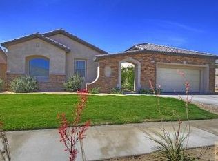 69517 Tortuga Rd, Cathedral City, CA 92234