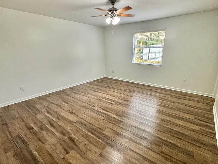 2045 Derringer Rd — Photo 16