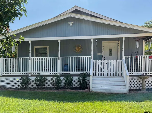 924 Kaufman St S, Mount Vernon, TX 75457