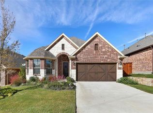 921 Summer Ln, McKinney, TX 75071
