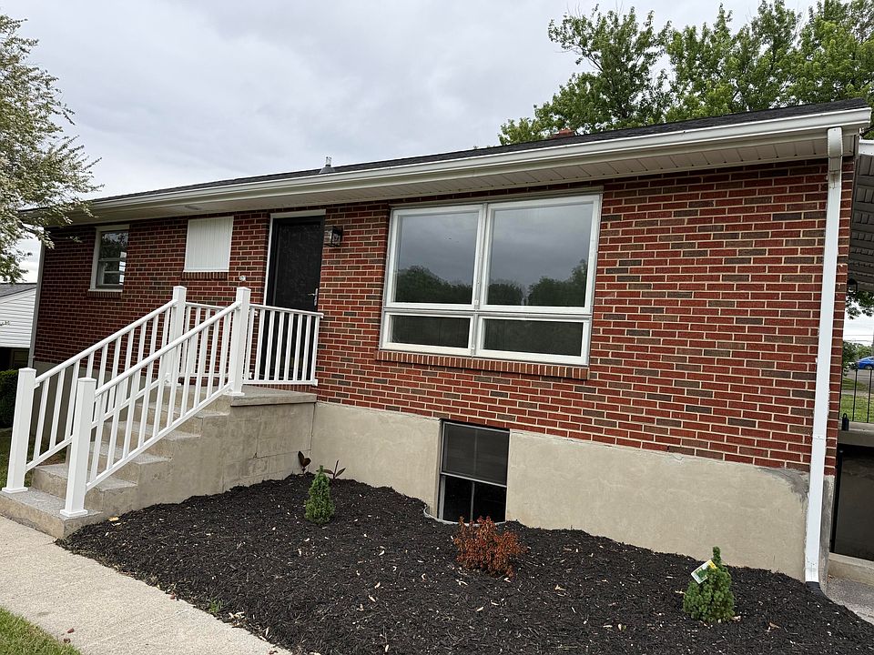 1st image of 824 Coolbrook Rd