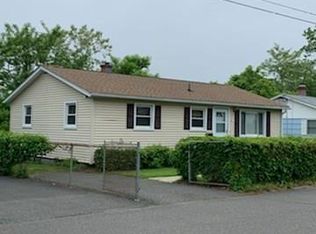 8 Moran Ave, Danbury, CT 06810