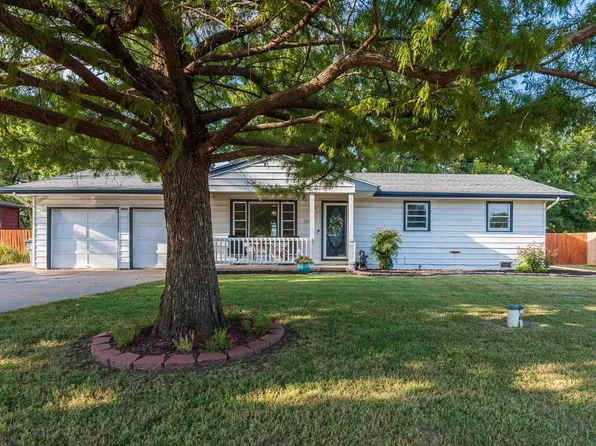 2016 W 53rd St N, Wichita, KS 67204