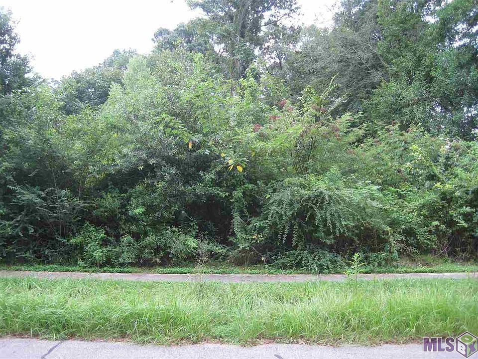2nd image of 852-860 Castle Kirk Dr