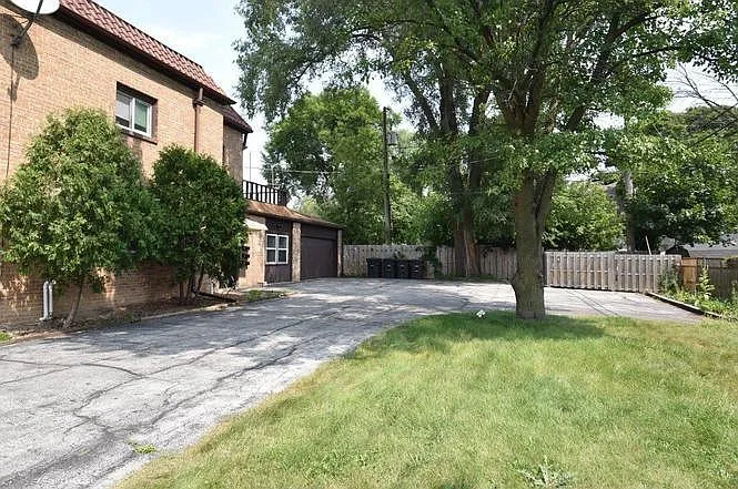3320 S Schauer Ave #3 — Photo 19