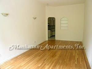 2nd image of 18 W 75th St APT 3B