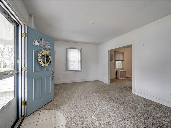 3rd image of 106 Sycamore Street