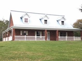 3740 N Us Highway 77, La Grange, TX 78945