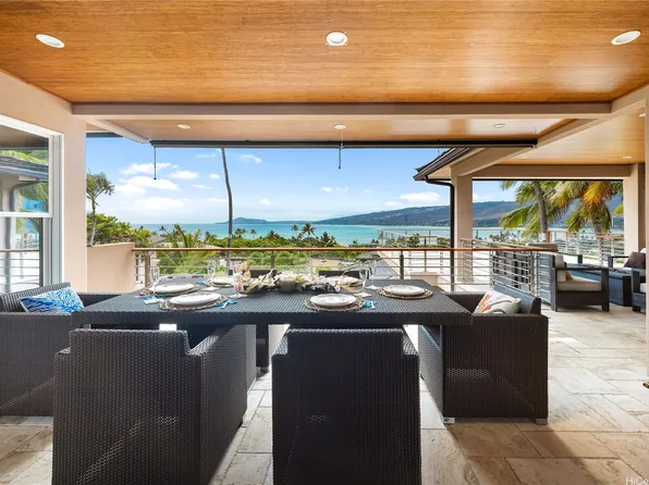 278 Makaweli Pl, Honolulu, HI 96825