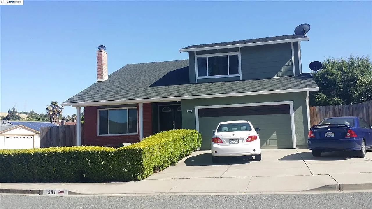 901 Harrogate Way photo 1