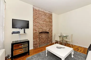 Rented by Eisenberg Exclusives