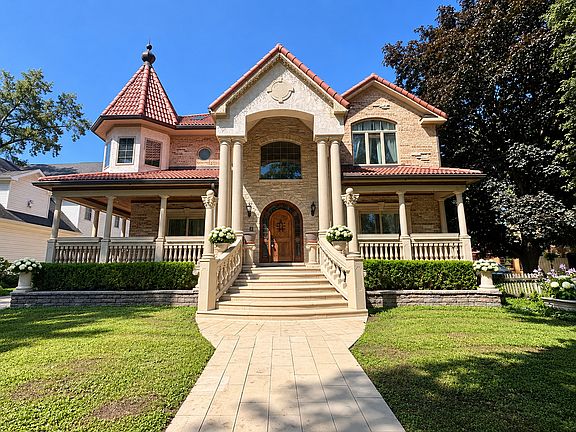 2nd image of 936 Hammerschmidt Ave