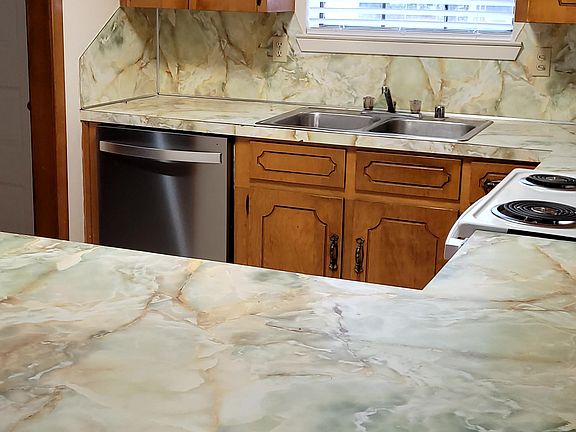 Kitchen, new dishwasher