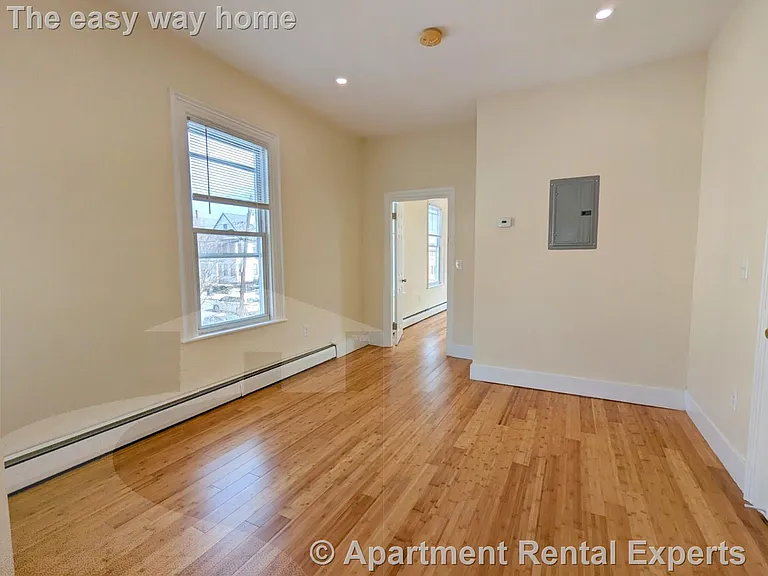 19 Cameron Ave #6 — Photo 7