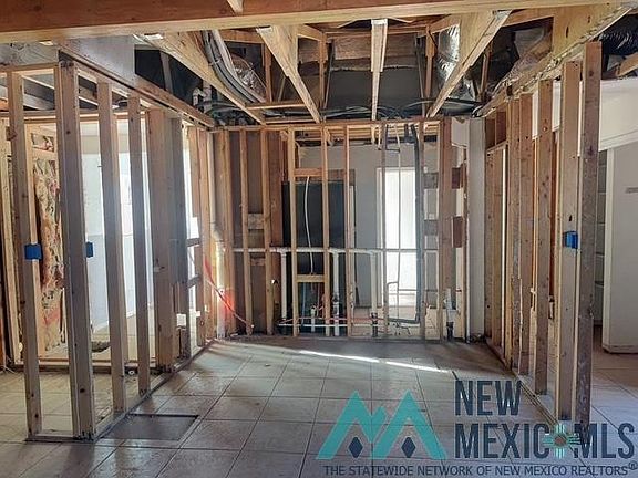 2nd image of 1109 Avenida Manana