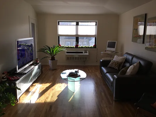 Rented by FAR Property Management | media 48