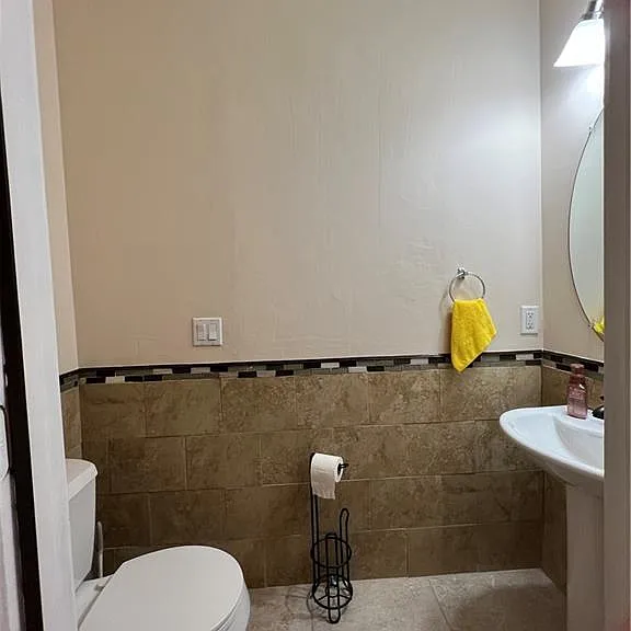 884 Hampton Cir #159 — Photo 18
