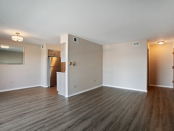 5th image of 10851 S Keating Ave APT 2D